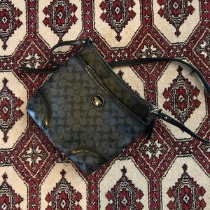 Coach crossbody bag like new.